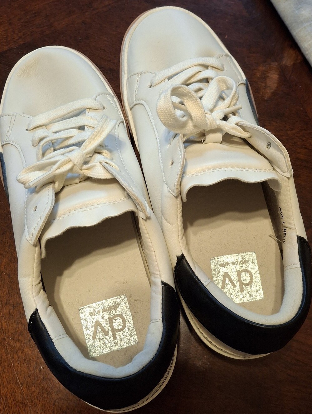 Womens White Dolce Vita Sz 7.5 HELIX - Picture 7 of 13